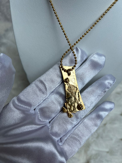 Magnifique collier d’occasion avec pendentif atypique