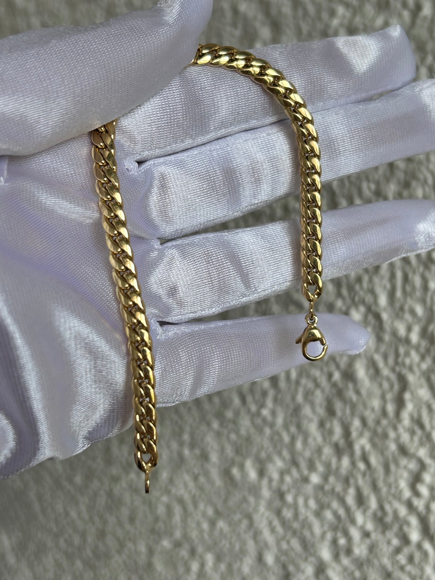 Magnifique bracelet en plaqué or d’occasion maille anglaise