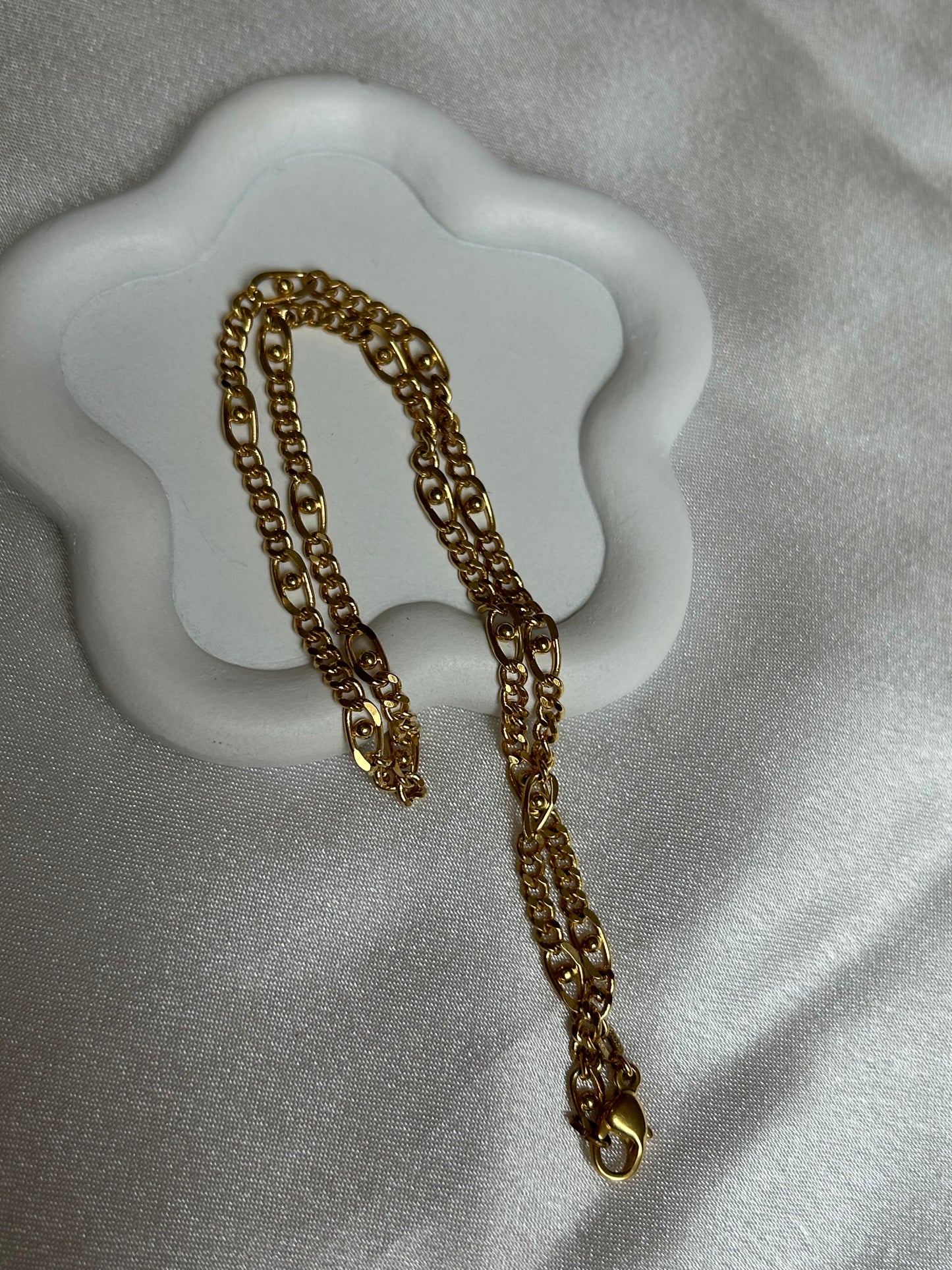 Collier vintage jolies mailles doré plaqué or femme