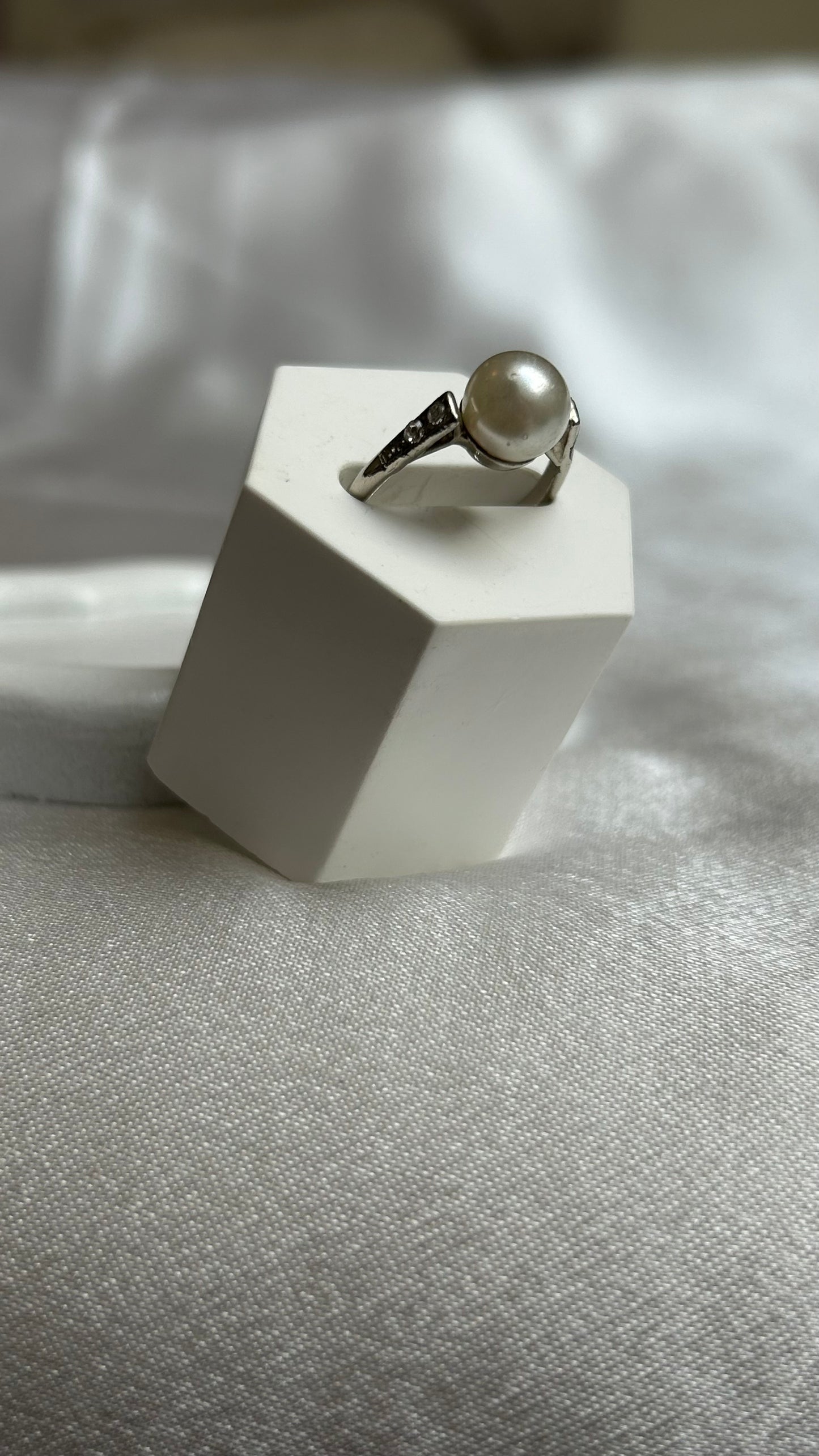 Bague argenté et perles avec strass taille 50