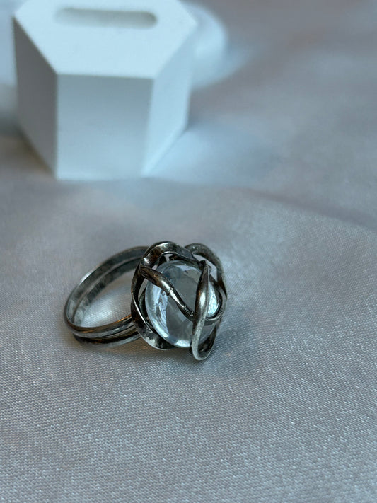 Bague taille 54 argenté et pierre atypique