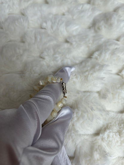 Jolie parure vintage perle nacré et fermoirs argenté