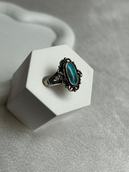 Bague vintage en argent et motifs avec pierre couleur turquoise taille 57