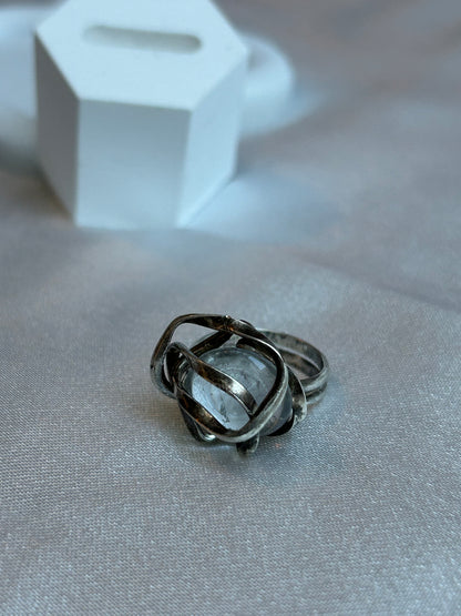 Bague taille 54 argenté et pierre atypique