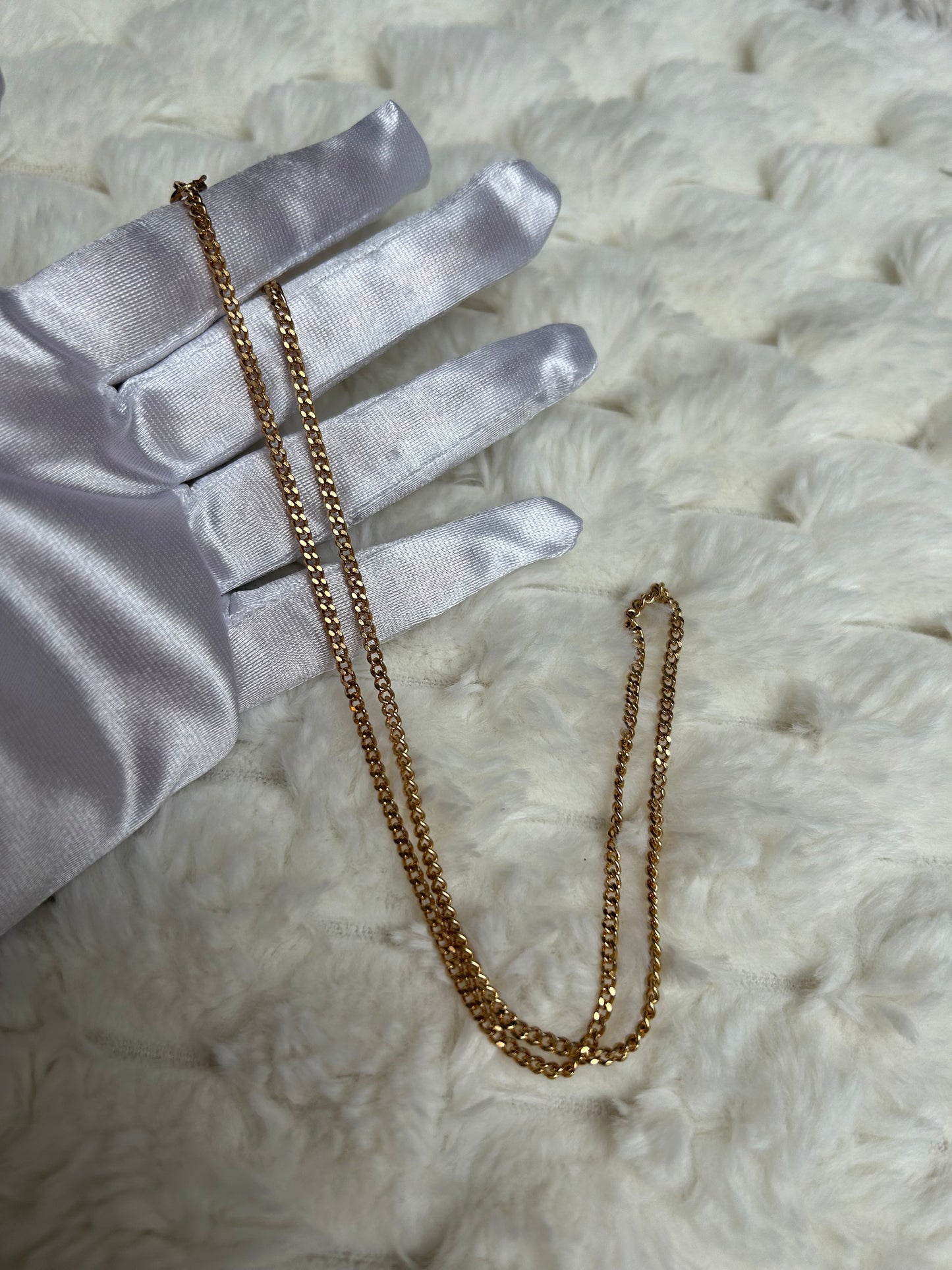 Jolie chaîne vintage en plaqué or femme