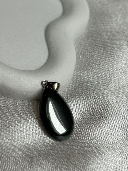 Pendentif vintage pierre grise noir et argenté