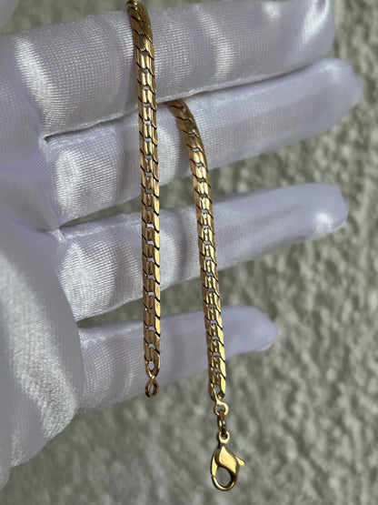 Splendide bracelet en plaqué or maille plates