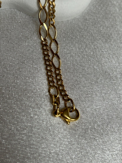 Collier en plaqué or mailles ovales entrelacées