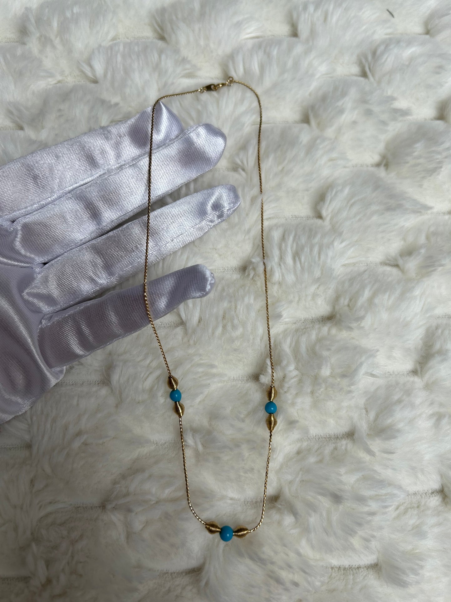Collier vintage doré et bleu fantaisie
