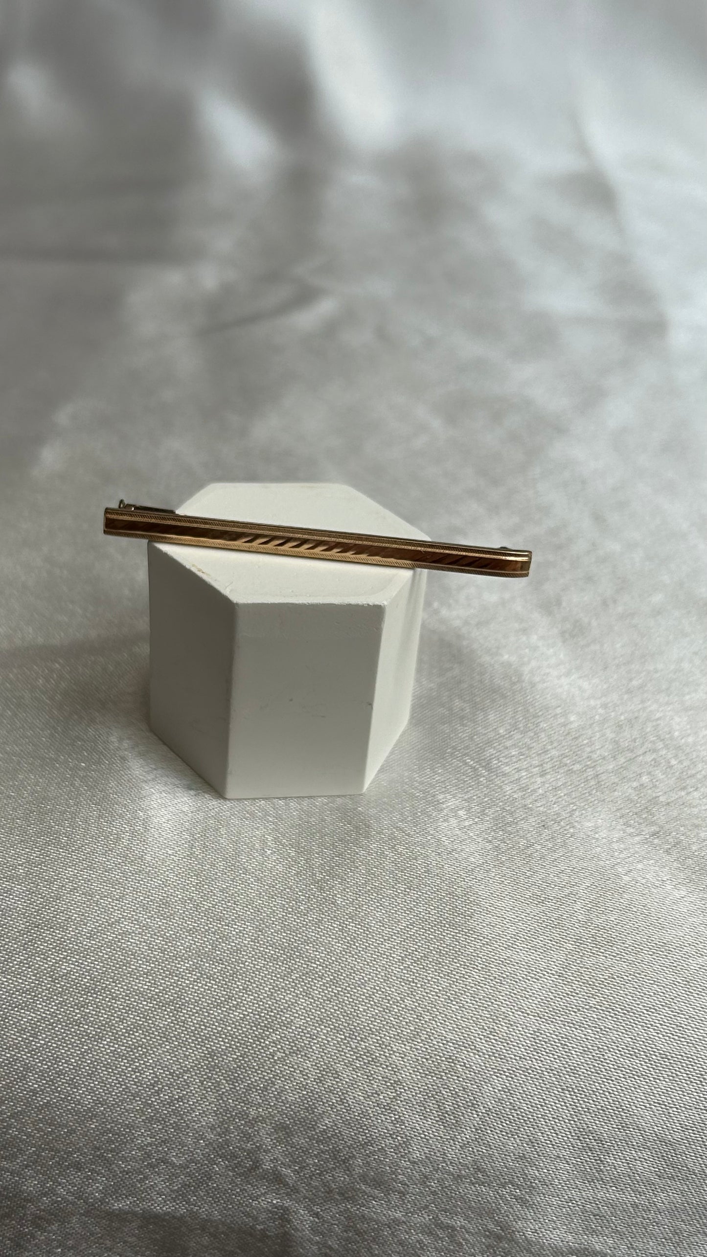 Broche vintage rectangle doré