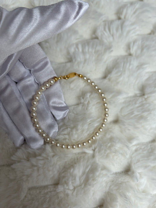 Jolie bracelet vintage fantaisie doré et perle, Yves rocher