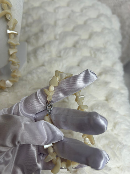 Jolie parure vintage perle nacré et fermoirs argenté