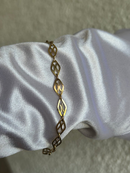 Splendide bracelet en plaqué or mailles ovales