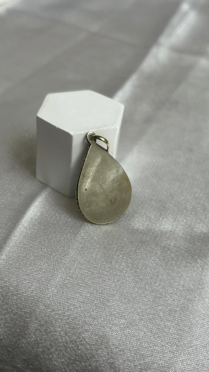 Pendentif vintage argenté et bleu