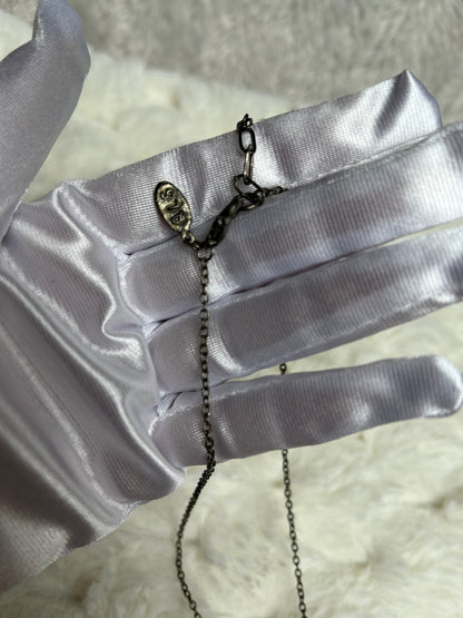 Jolie collier vintage à fleur noir et strass noir