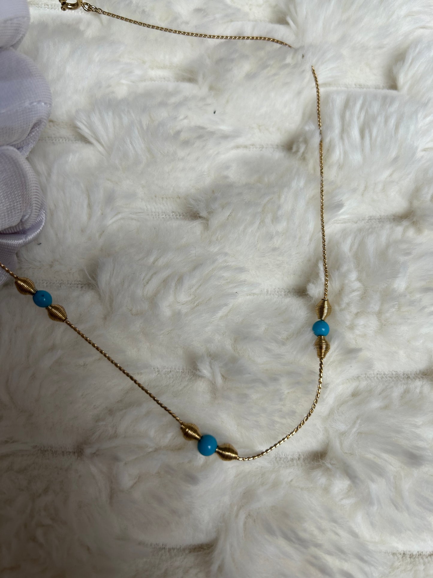 Collier vintage doré et bleu fantaisie