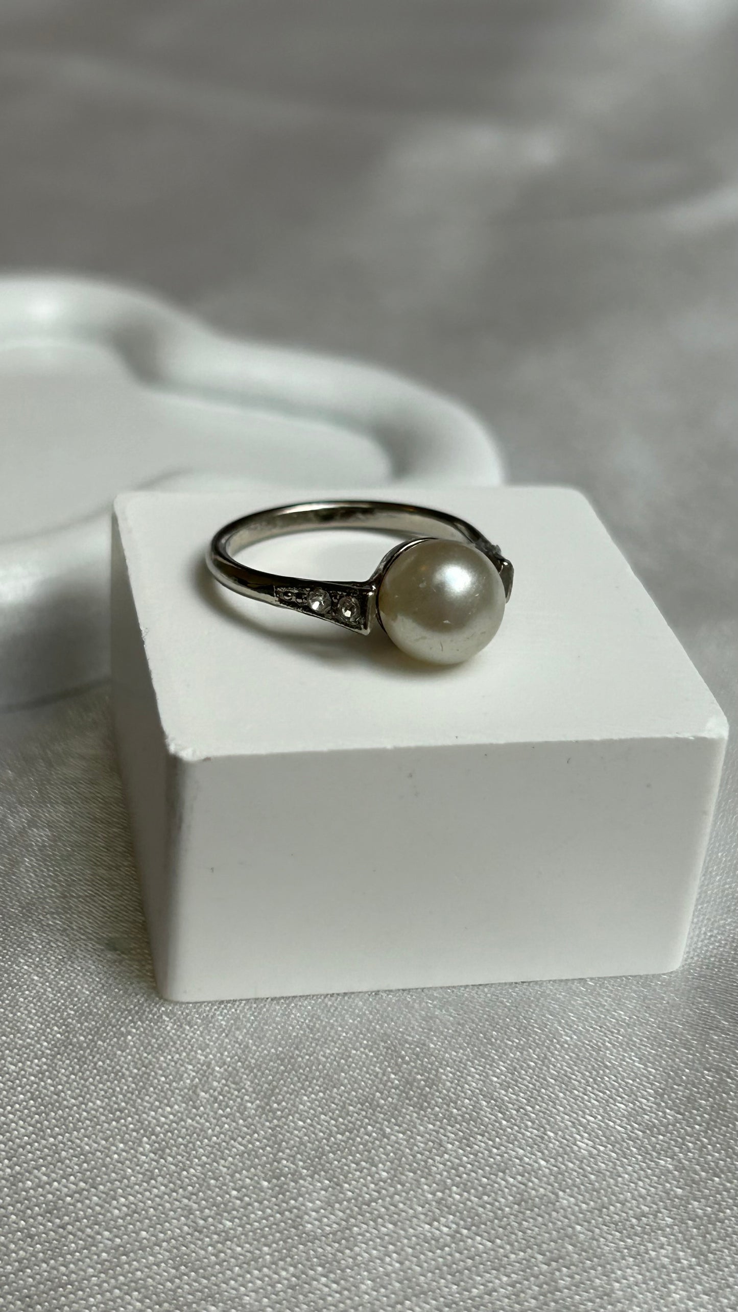 Bague argenté et perles avec strass taille 50