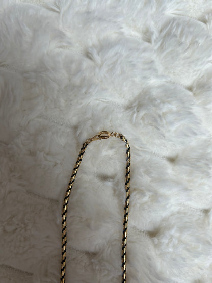 Jolie collier chaîne vintage torsadé noir et doré